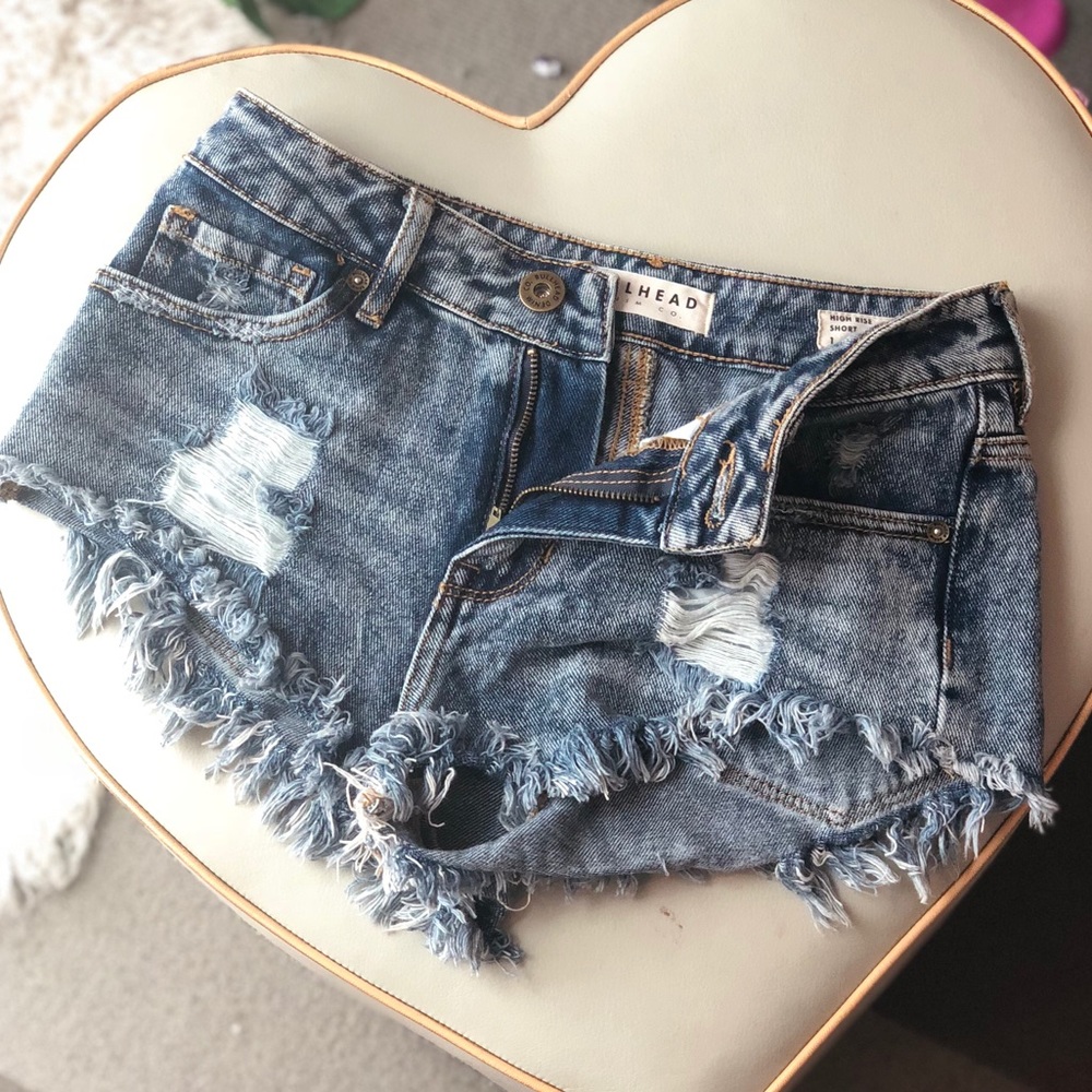 Bullhead Cutoffs - Picture 3 of 5